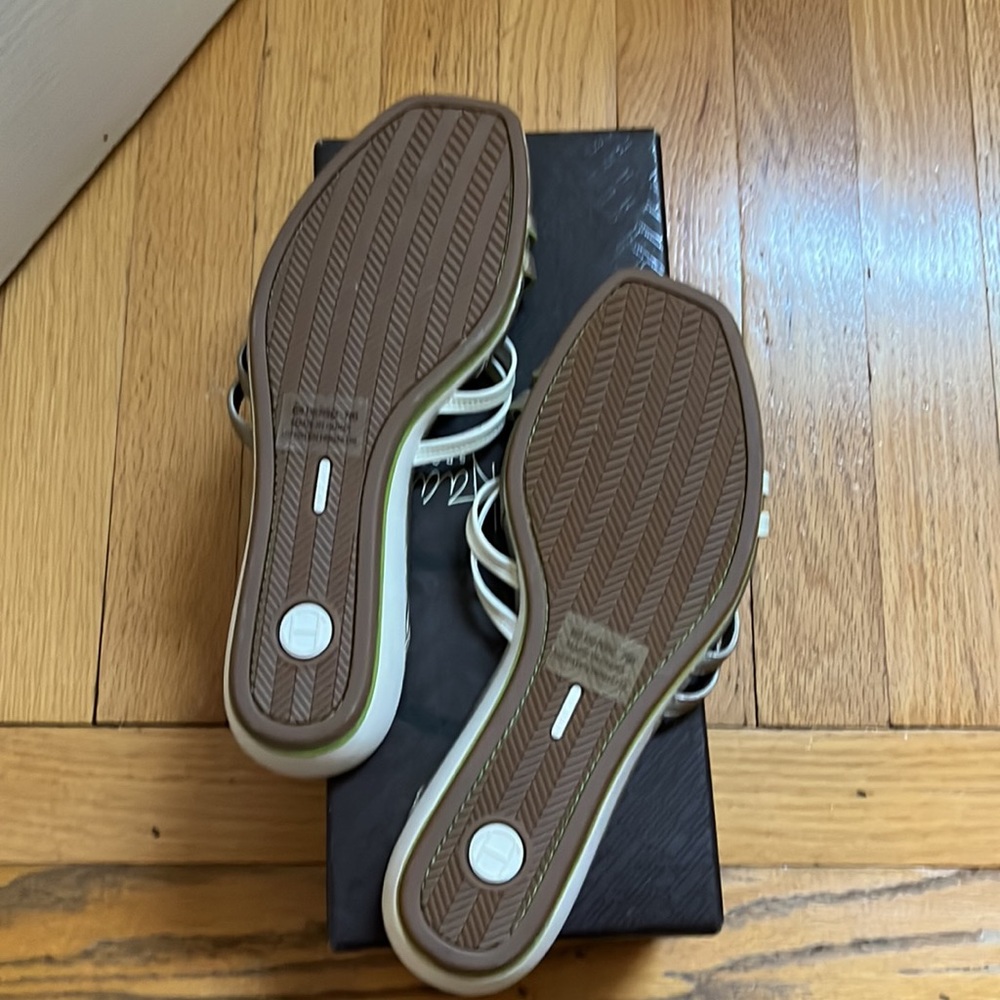 Cole Hann pewter & ivory air Ibiza sandal size 7.5 brand new - Picture 4 of 9